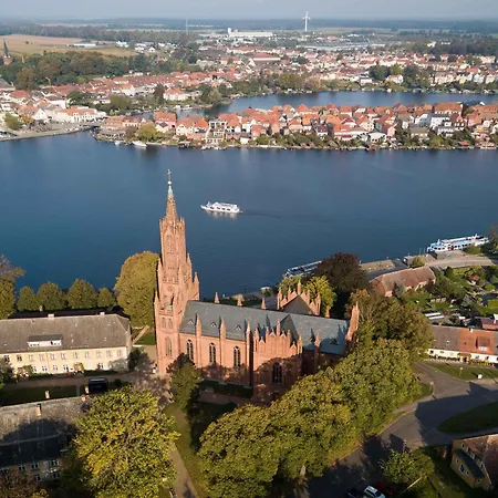 Apartment Sealove - Gemuetliches Mit Seeblick Am Malchower Malchow (Mecklenburg-Vorpommern)
